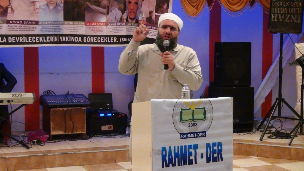 'Şehadet kendini Allah ve Resulüne feda etmektir' 'Şehadet kendini Allah ve Resulüne feda etmektir'